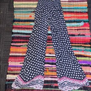 Stretchy Lightweight flowy pants